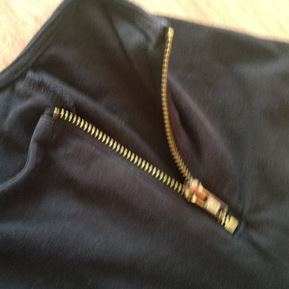 😇 Small Crop Tops 🌼 Charlotte Russe Zipper Zip - Picture 6 of 8